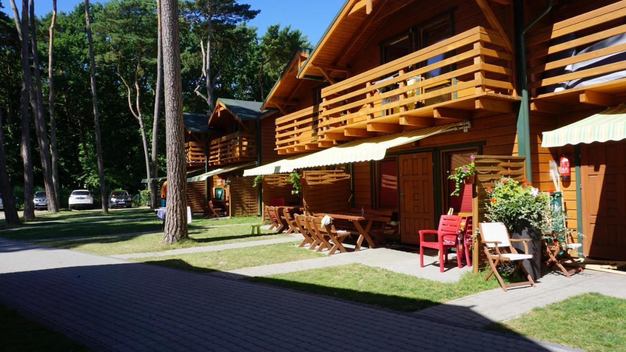 Natura Park Ustronie Morskie - Domki, Apartamenty Kültér fotó