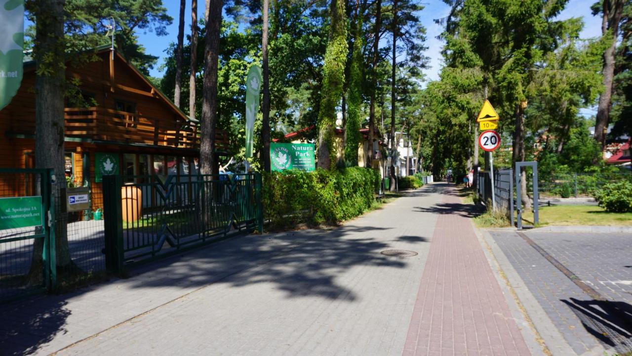 Natura Park Ustronie Morskie - Domki, Apartamenty Kültér fotó