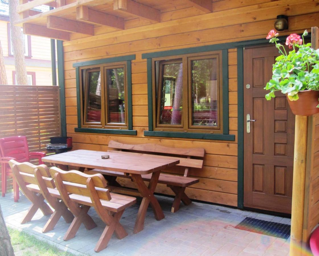 Natura Park Ustronie Morskie - Domki, Apartamenty Kültér fotó