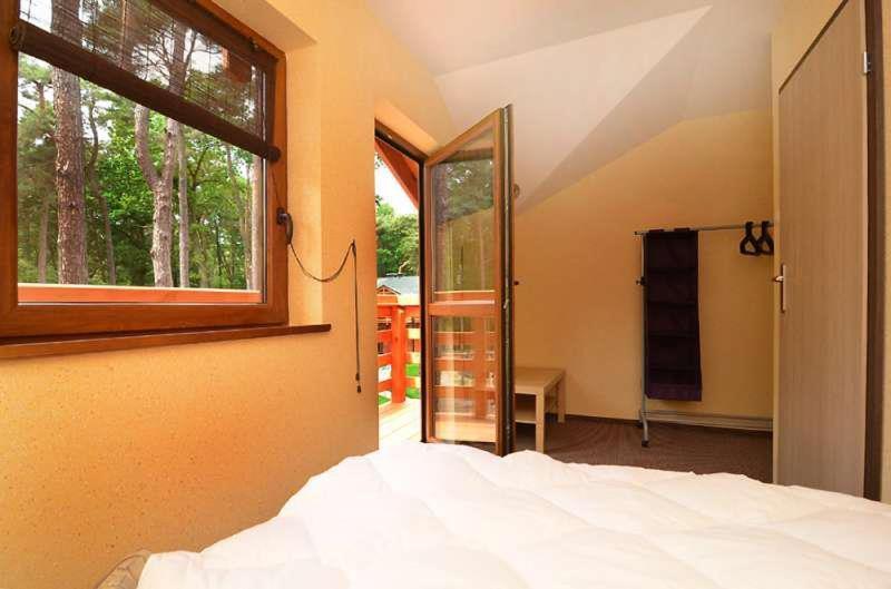 Natura Park Ustronie Morskie - Domki, Apartamenty Kültér fotó