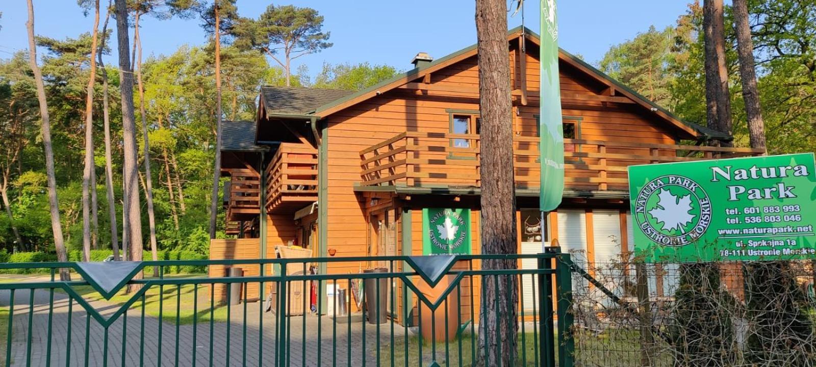Natura Park Ustronie Morskie - Domki, Apartamenty Kültér fotó